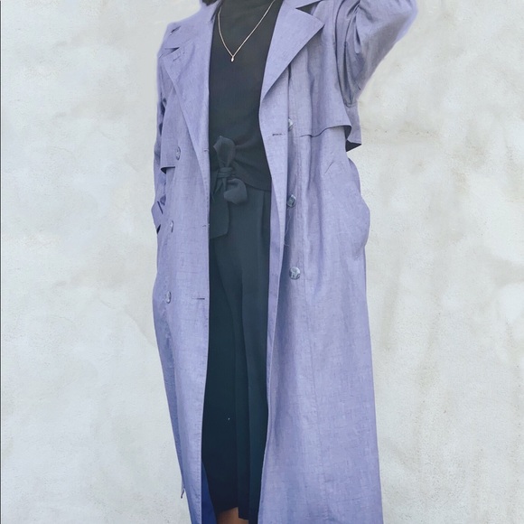 Vintage 90’s long trench coat with belt - Picture 5 of 6
